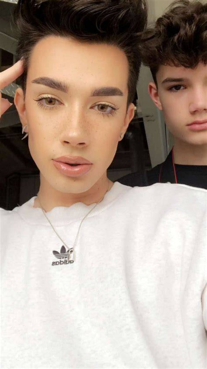 James Charles Bio, Facts, Family Life of YouTuber