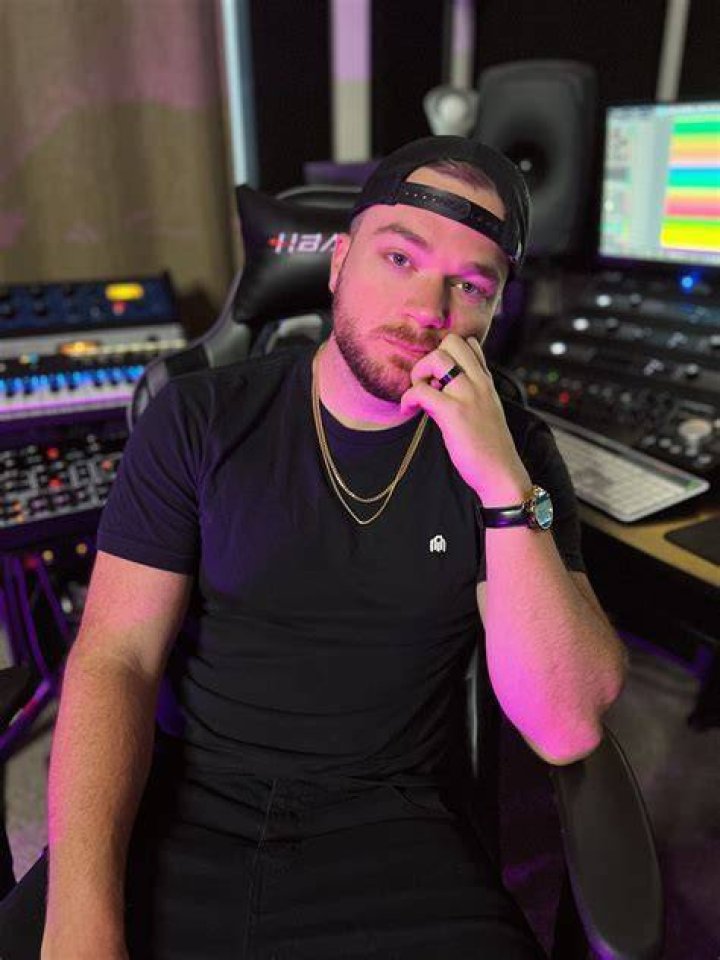 Singer and Songwriter FabvL Is Striving For Greatness Home of Hip Hop