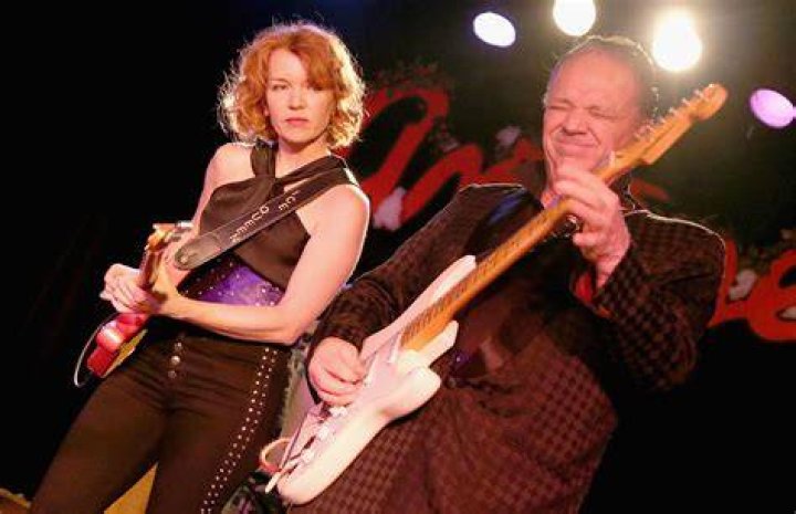 Sue Foley's Marital Status Revealed