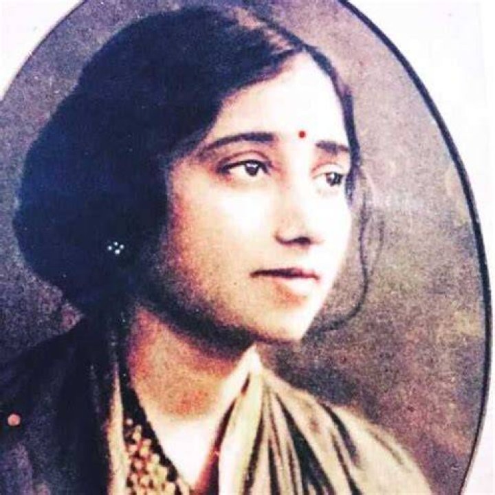 Unveiling The Intriguing Story Behind Shevanti Mangeshkar's Age